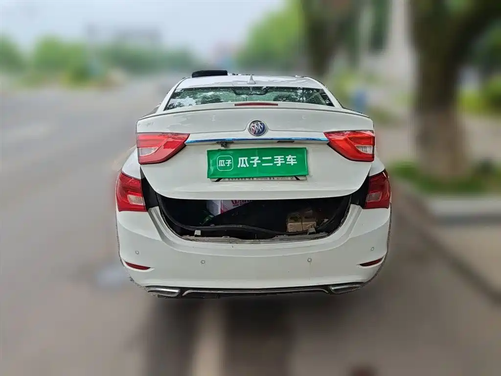 Buick Excelle 2016 15N Automatic Elite фото 3