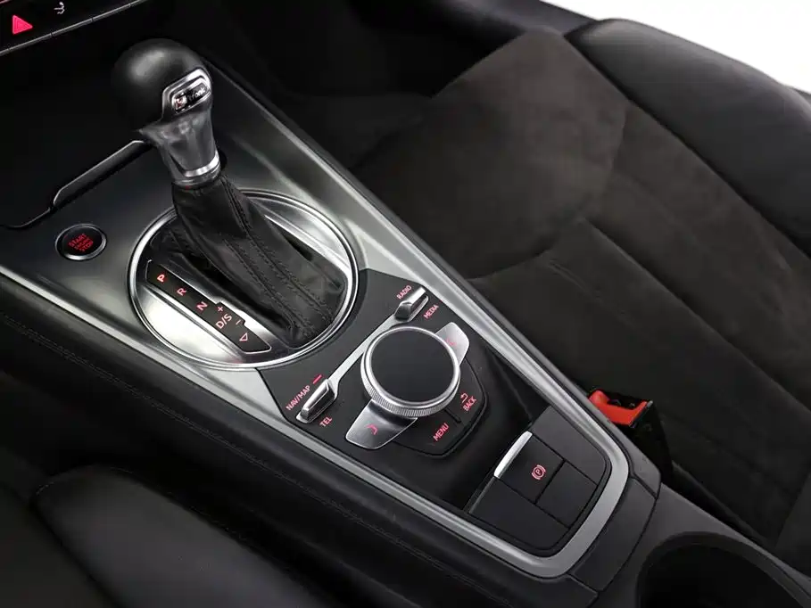 Audi TT 2015 TT Coupe 45 TFSI quattro фото 12