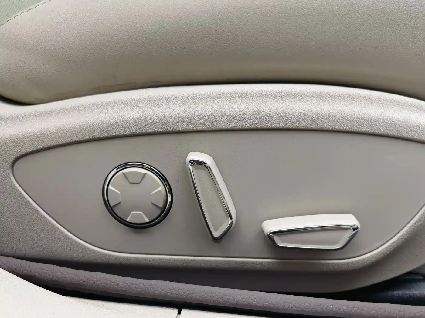 Lincoln MKZ 2019 2019 2.0T Zunya Edition China VI