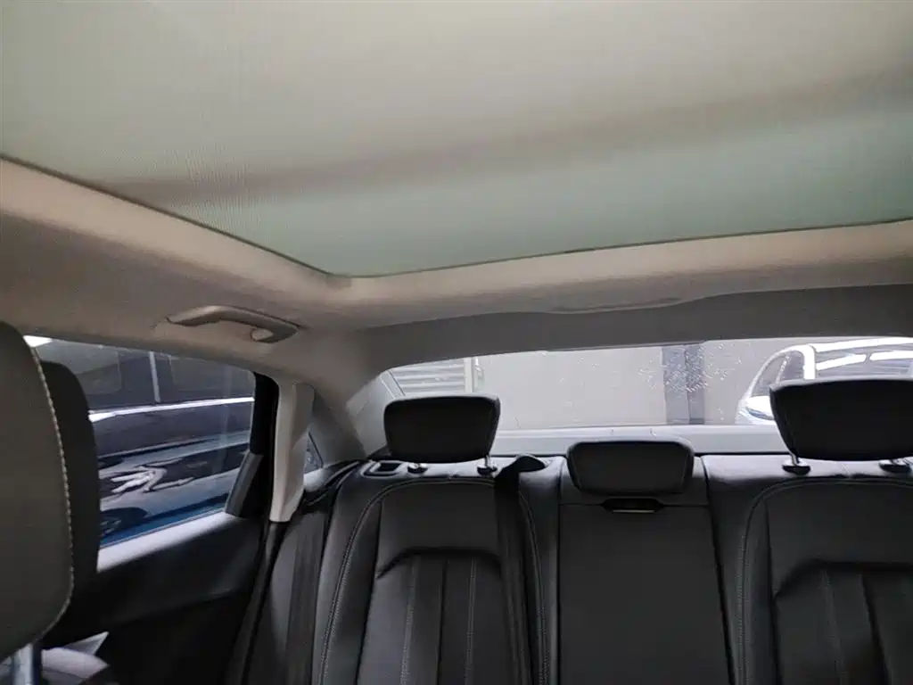 Audi A4L 2022 40 TFSI Luxury Dynamic фото 18