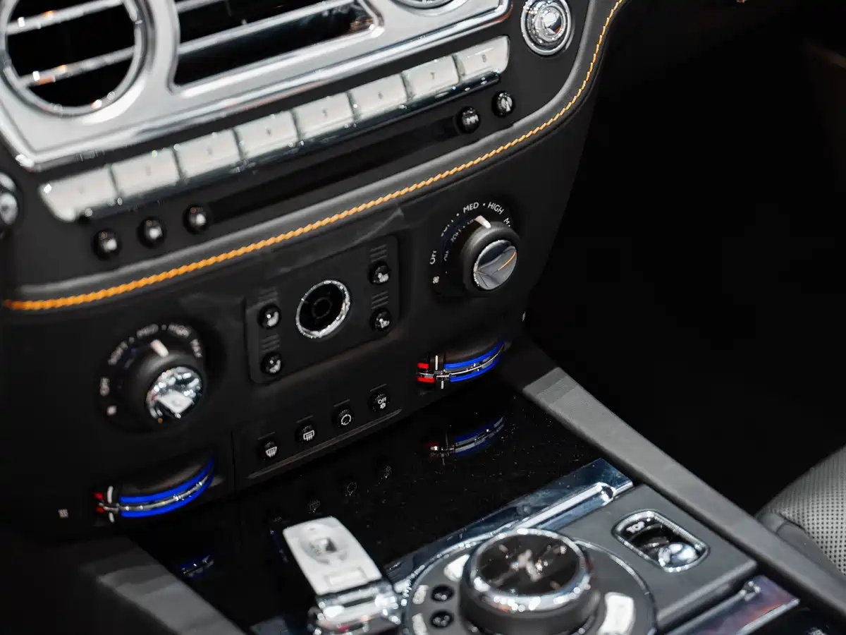 Rolls-Royce Dawn 2020 2018 6.6T Standard
