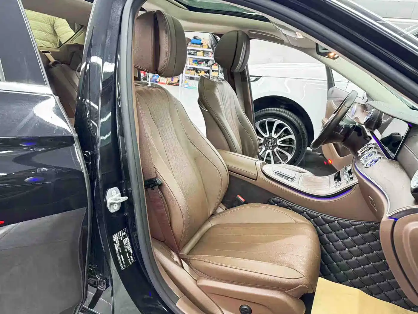 Mercedes-Benz E-Class 2023 E 300 L Luxury фото 16