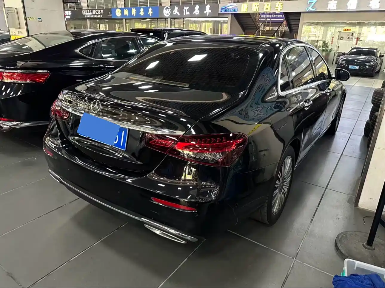 MERCEDES-BENZ E CLASS