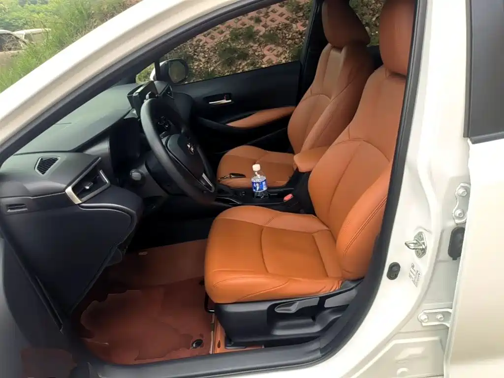 Toyota Levin 2023 185T CVT Luxury фото 15