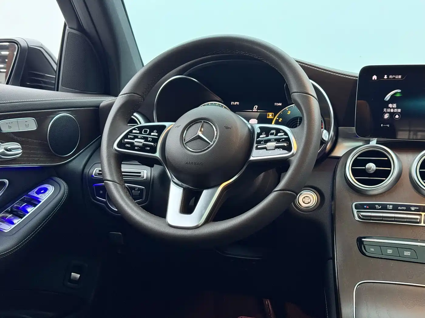 Mercedes-Benz GLC 2021 GLC 260 L 4MATIC Luxury фото 15
