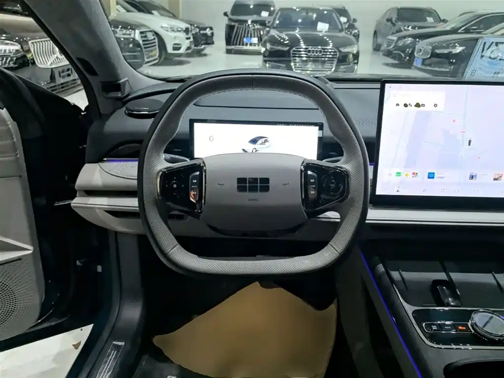 Geely Galaxy Galaxy Xingyao 8 2025 130km EM-P Starship Edition фото 11