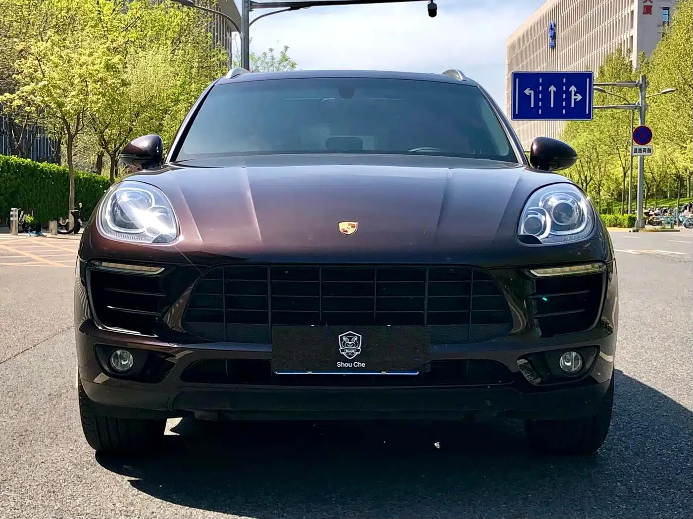 Porsche Macan 2016 Macan 2.0T фото 2