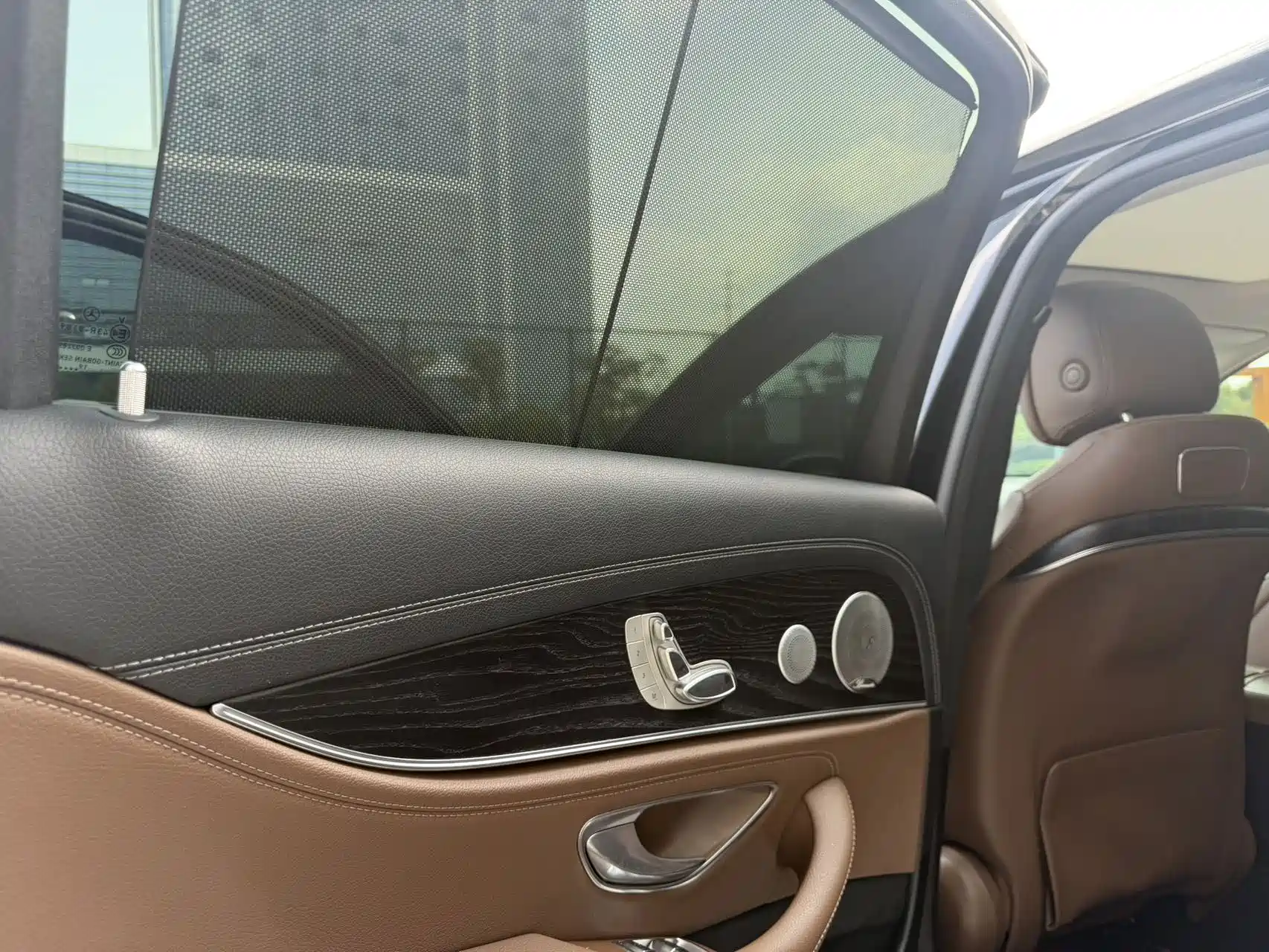 Фото 7 - Mercedes-Benz E-Class