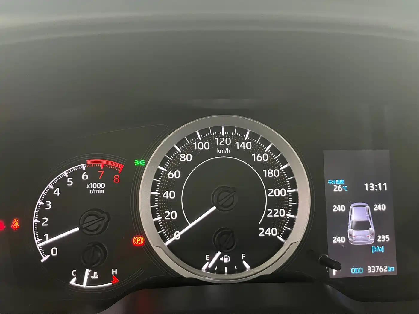 Toyota Corolla 2021 1.2T S-CVT Luxury Edition фото 17