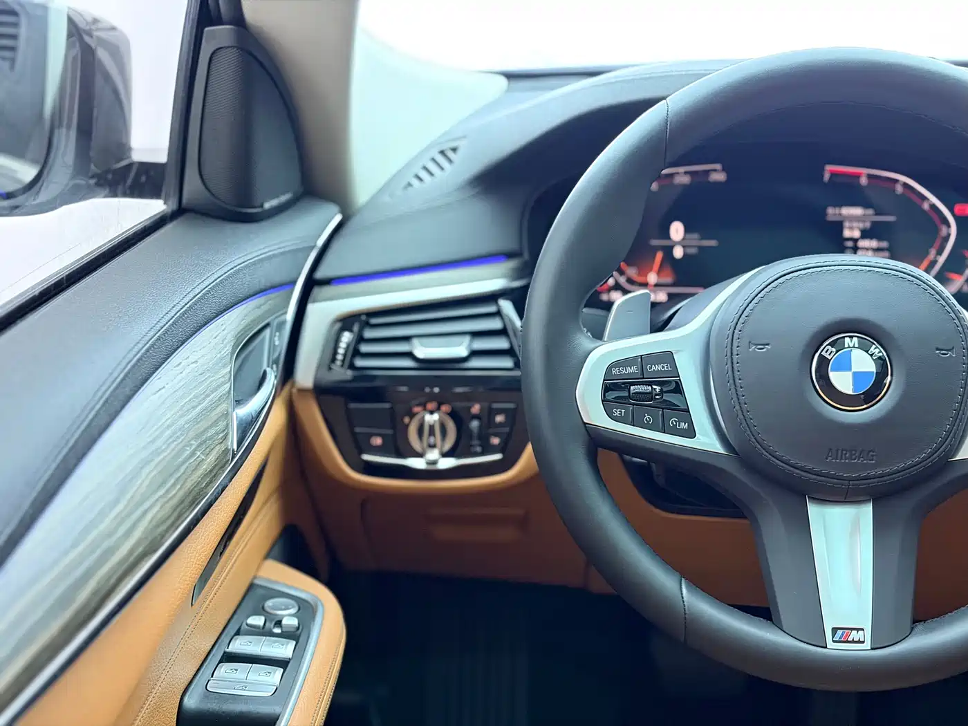 BMW 6 Series GT 2020 630i Luxury Design Package фото 21