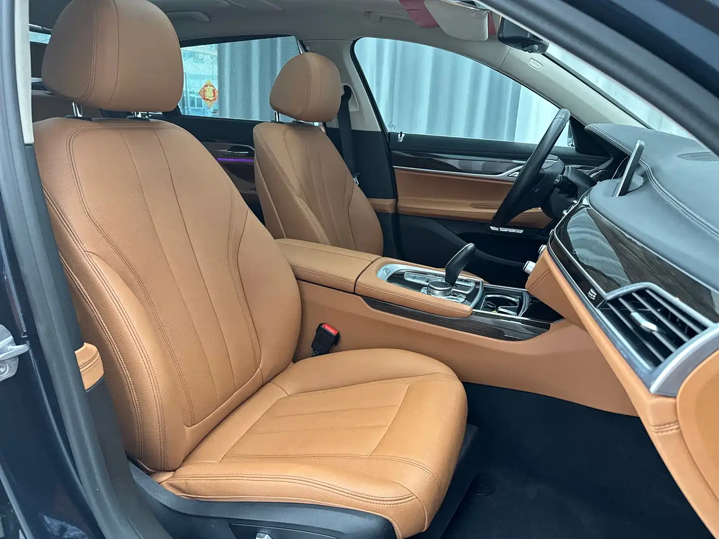 BMW 7 Series 2016 730Li Leading фото 43