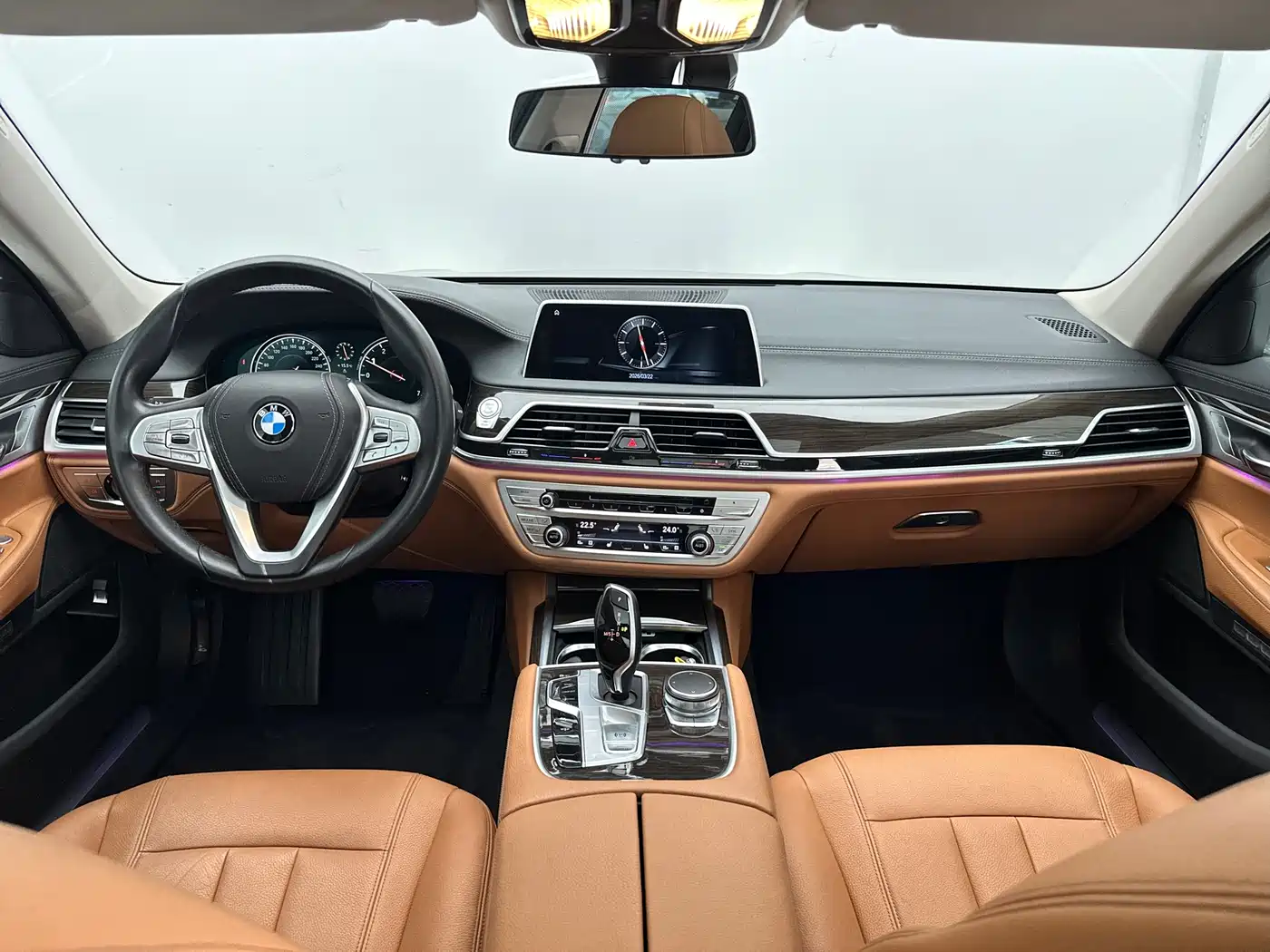 BMW 7 Series 2016 730Li Leading фото 39