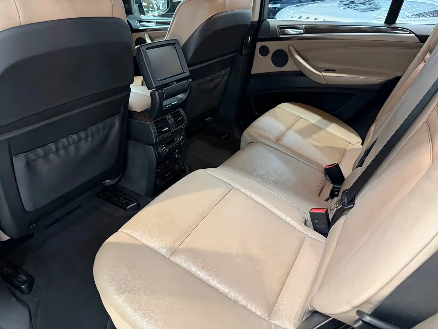 BMW X5 (Import) 2008 Model xDrive48i Luxury Type фото 14