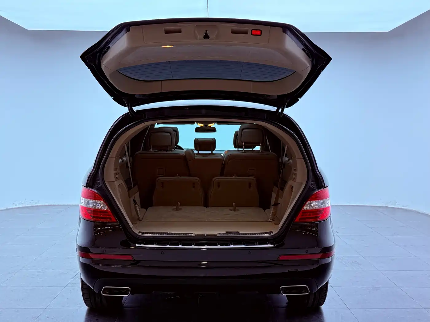 Mercedes-Benz R-Class 2017 R 320 4MATIC Business Collector's Edition фото 23