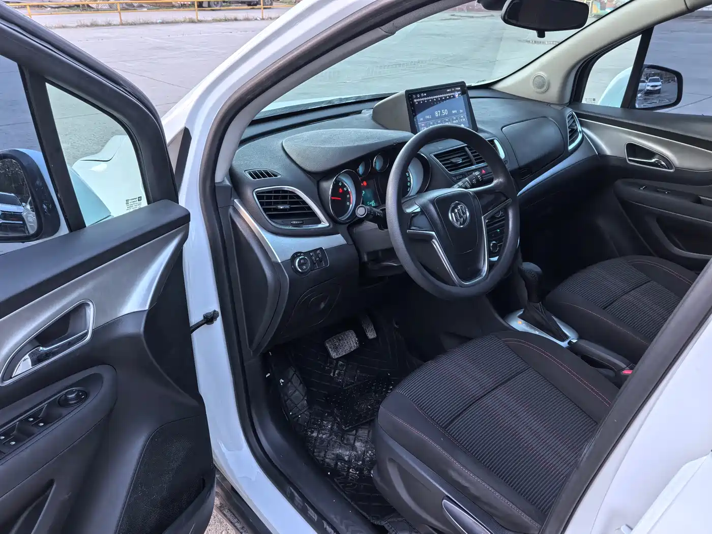 Buick Encore 2015 1.4T Automatic 2WD Urban Elite фото 10