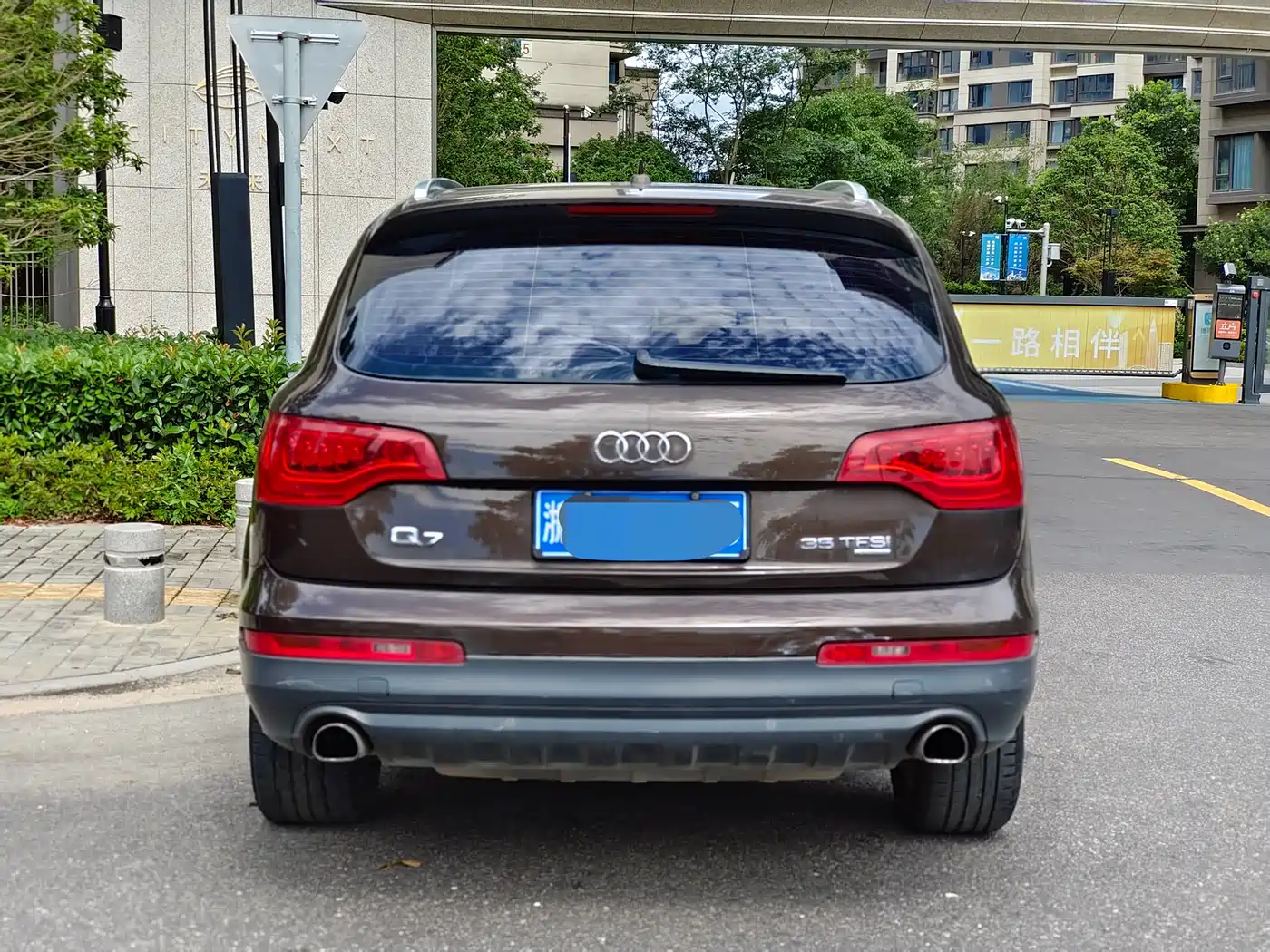 Audi Q7 2012 3.0 TFSI Technology (245kW) фото 12