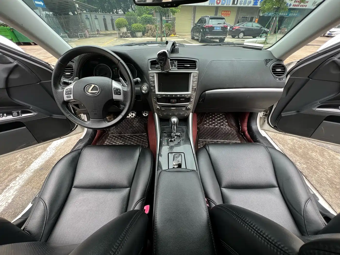 Lexus IS 2011 250 Sport фото 14