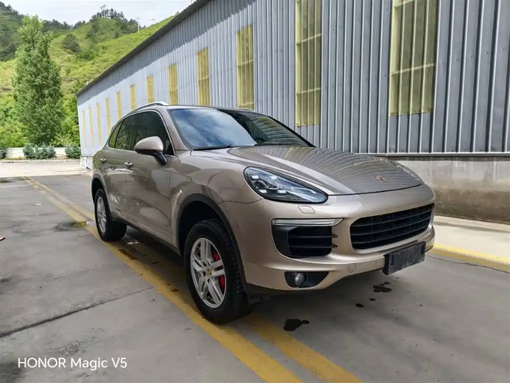 Porsche Cayenne 2015 Cayenne 3.0T фото 3
