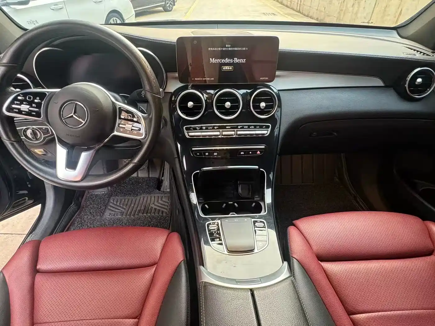 Mercedes-Benz GLC Coupe 2022 Facelift GLC 260 4MATIC Coupe SUV фото 11