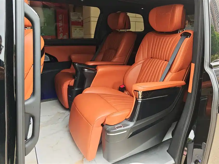 GAC Trumpchi Trumpchi M8 2025 Model Master Series Super Hybrid Edition фото 11