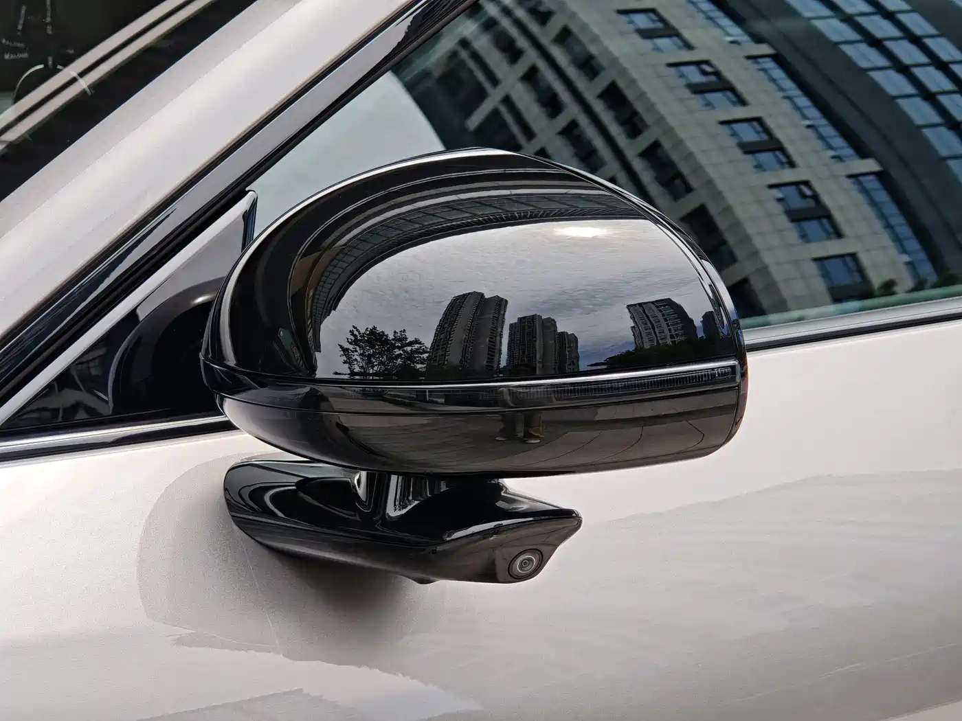 Xiaomi Auto Xiaomi YU7 2025 Extended Range RWD Edition фото 15
