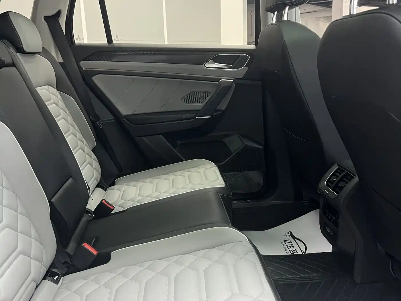 Volkswagen Tayron 2023 280TSI 2WD Luxury Plus Advanced Edition фото 19