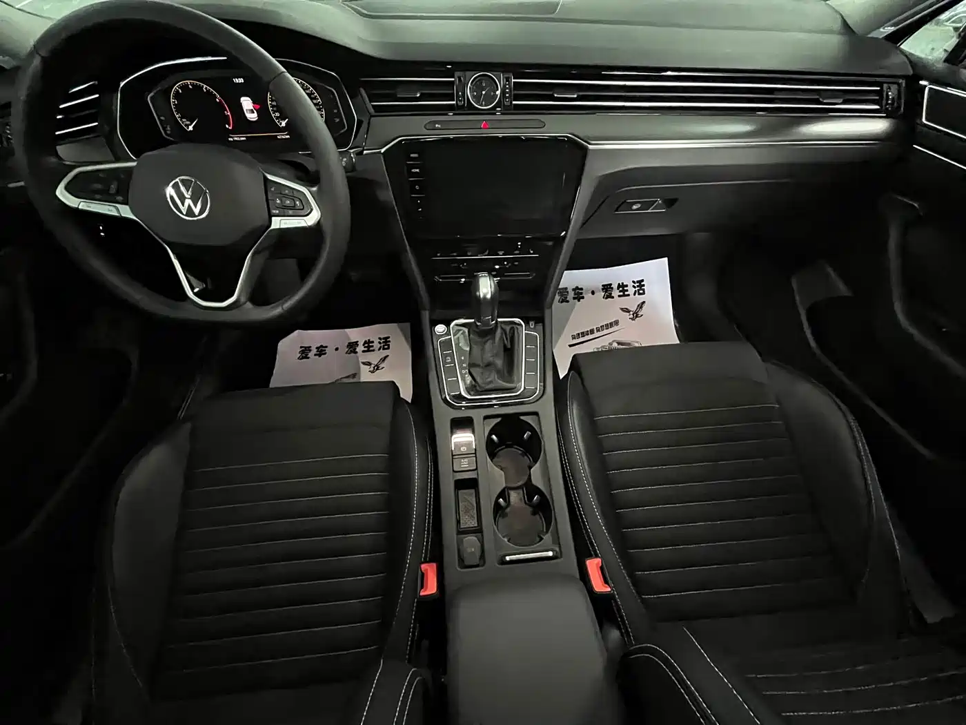 Volkswagen Magotan 2020 330TSI DSG Luxury фото 12