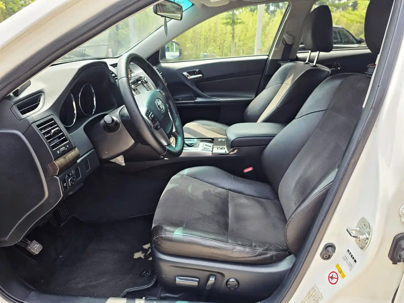 Toyota Reiz 2013 2.5V Premium Edition фото 5