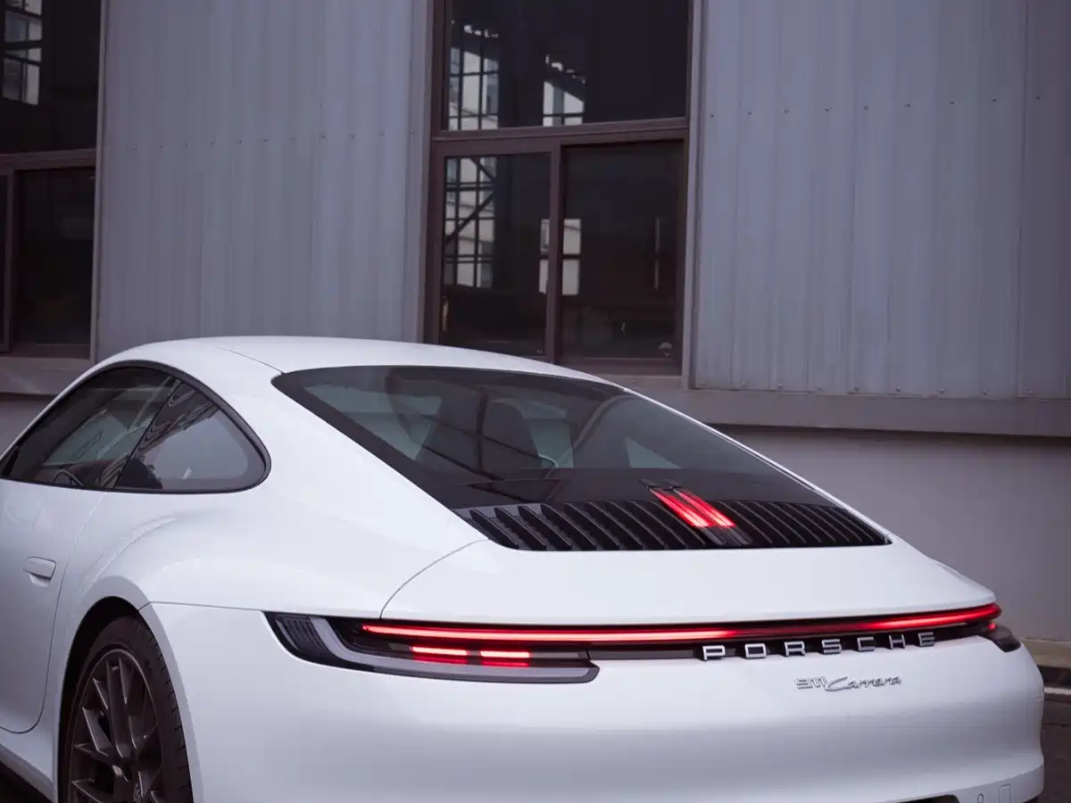 Porsche 911 2023 Carrera 3.0T фото 5