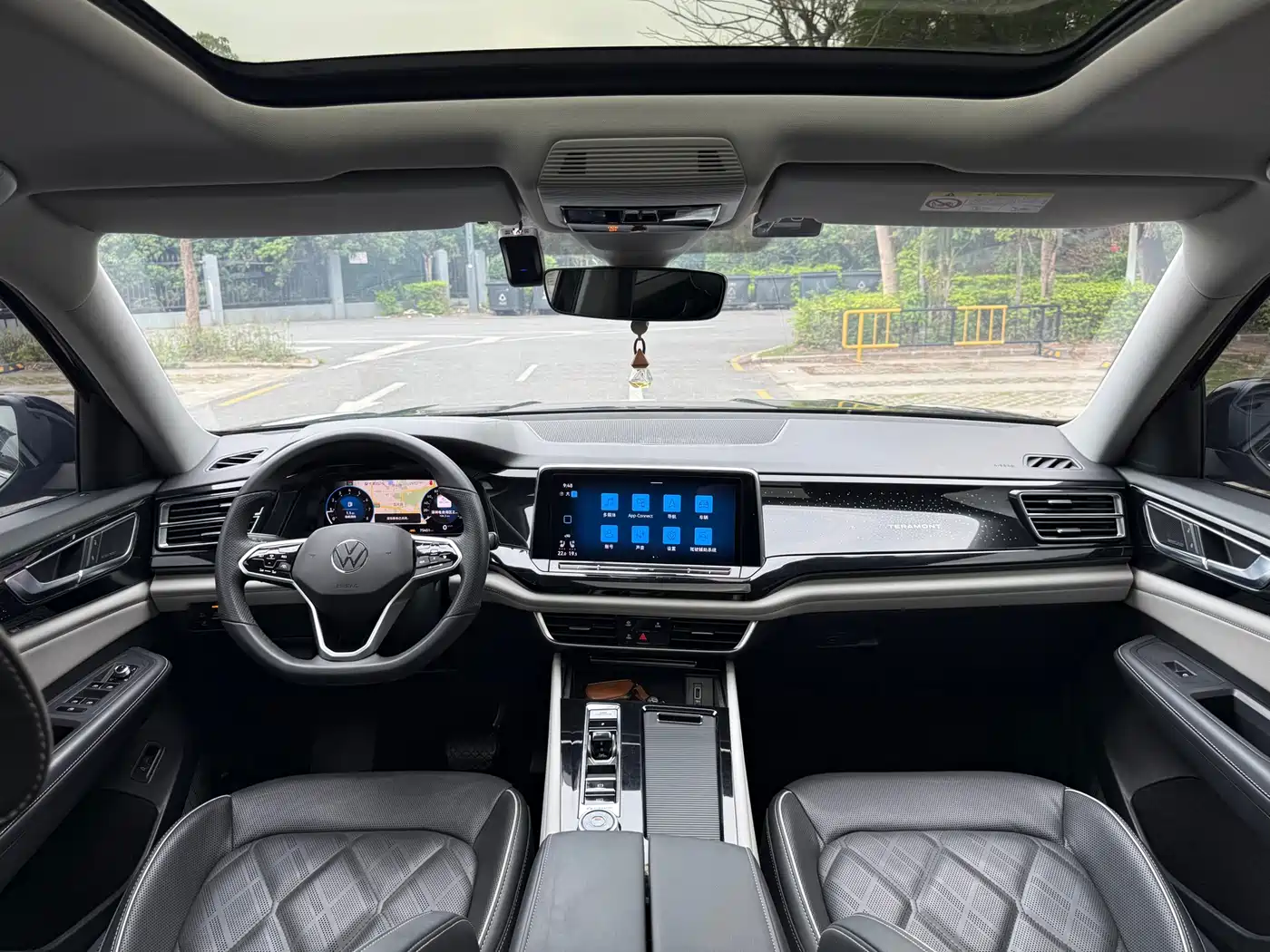 Volkswagen Teramont 2023 380TSI AWD Premium Flagship Edition фото 10