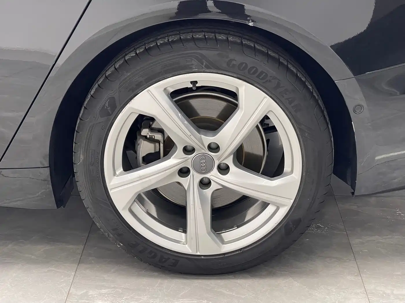 Audi A6L 2019 45 TFSI quattro Exclusive Elegance фото 19