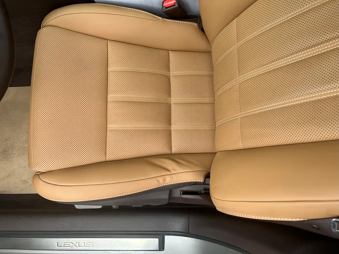 Lexus ES 2015 200 Elite Edition фото 24