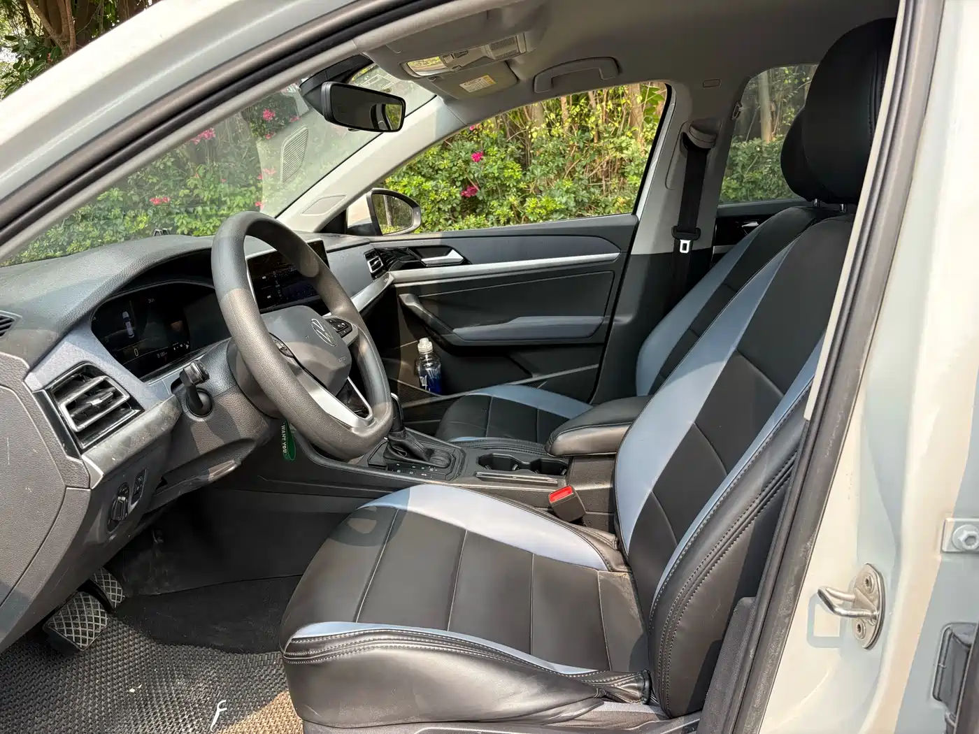 Volkswagen Lavida 2023 1.5L Auto Delight Edition фото 3