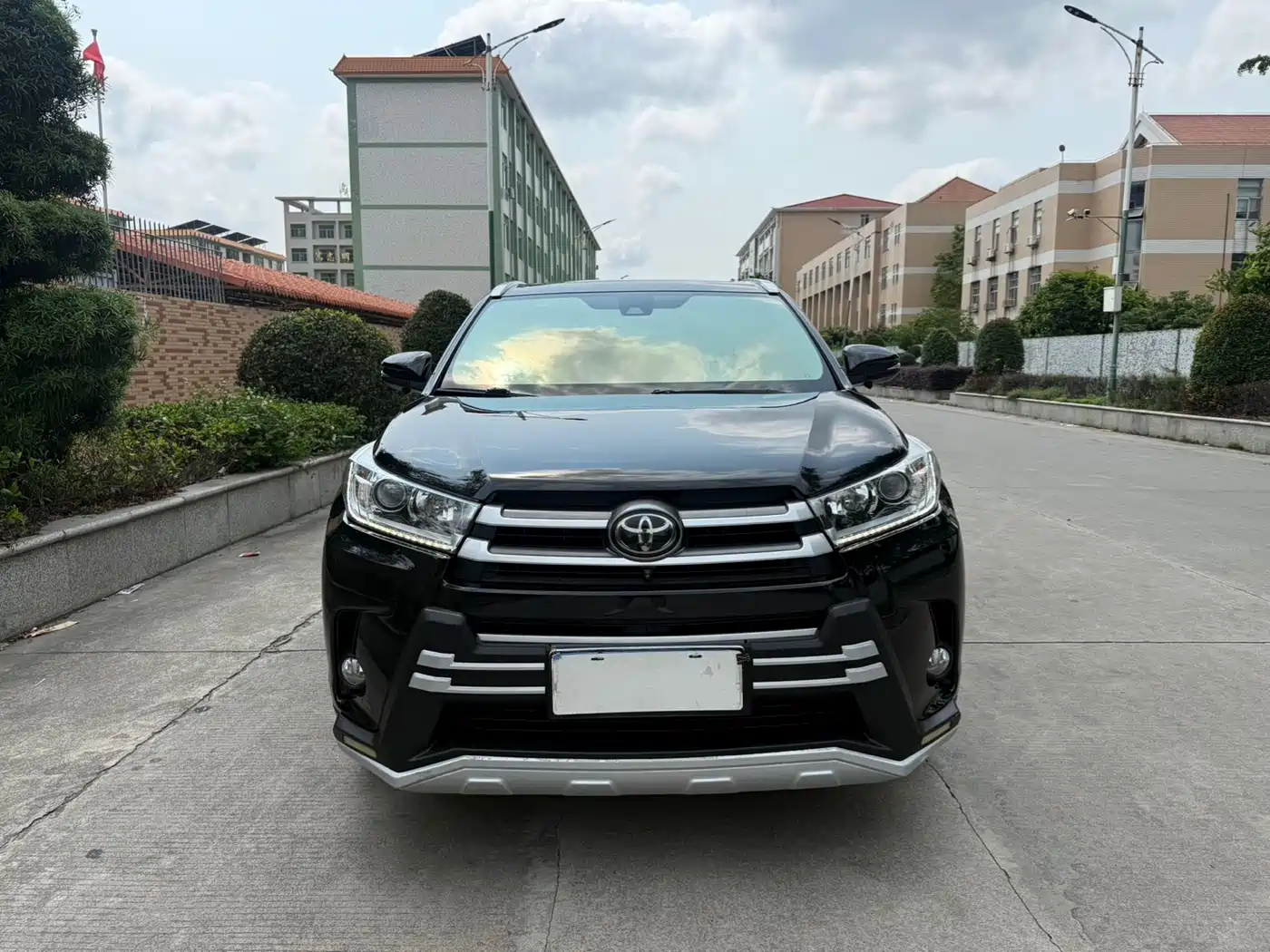 Toyota Highlander 2018 2.0T 4WD Luxury 7-seater China VI фото 2