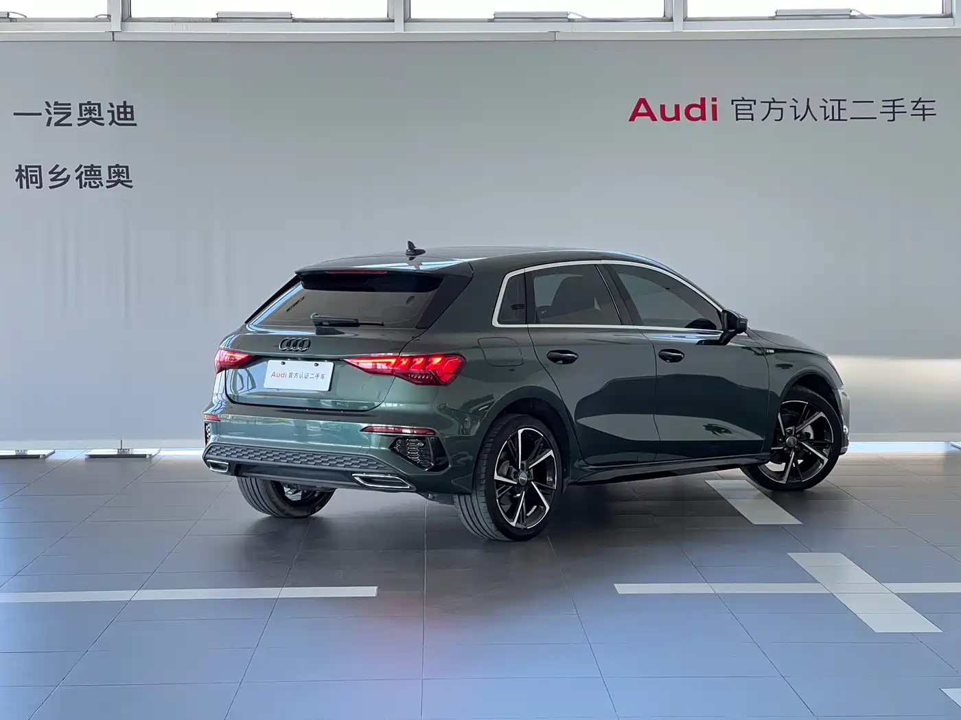 Audi A3 2024 Model Sportback 35 TFSI Fashion Sport фото 3