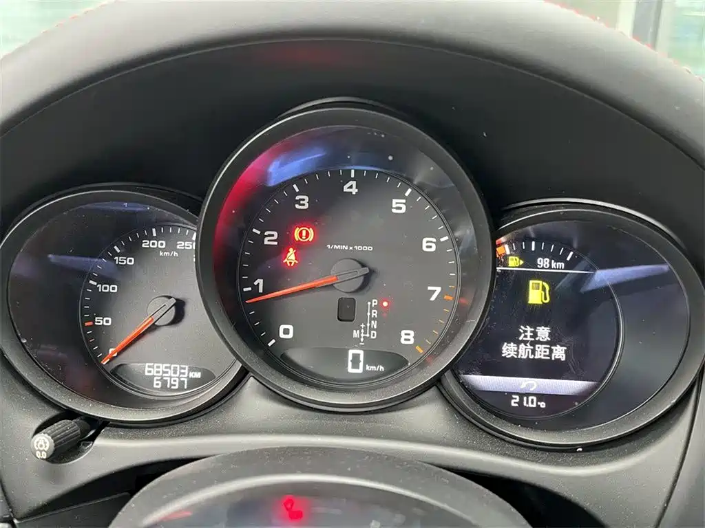 Porsche Macan 2017 Macan 2.0T фото 10