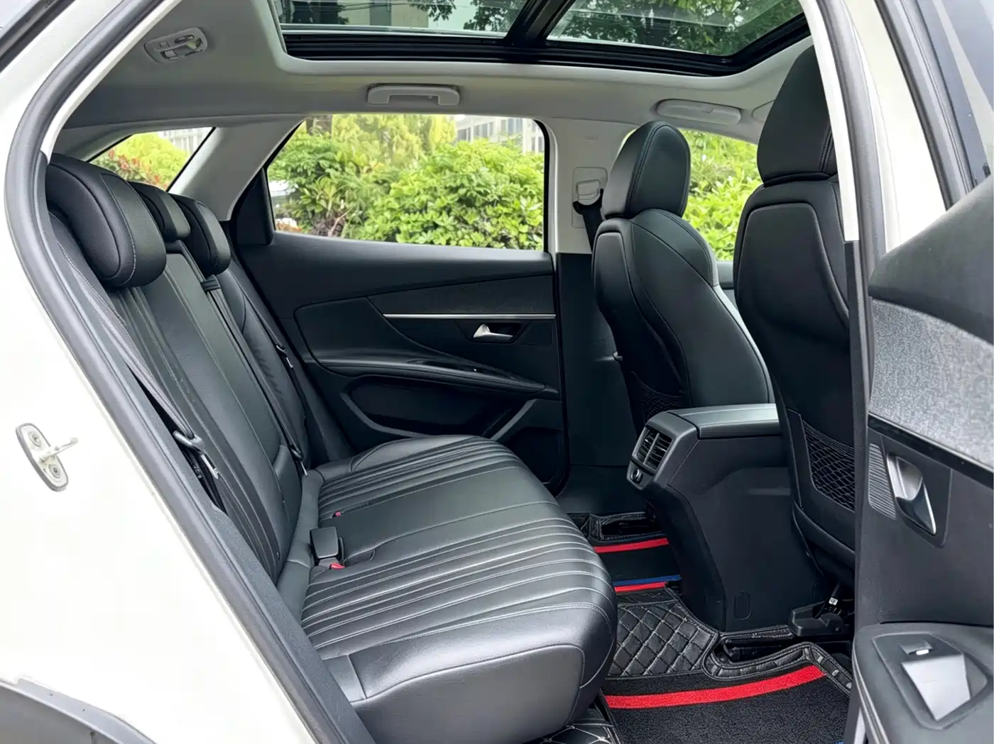 Peugeot 4008 2018 350THP Luxury фото 28