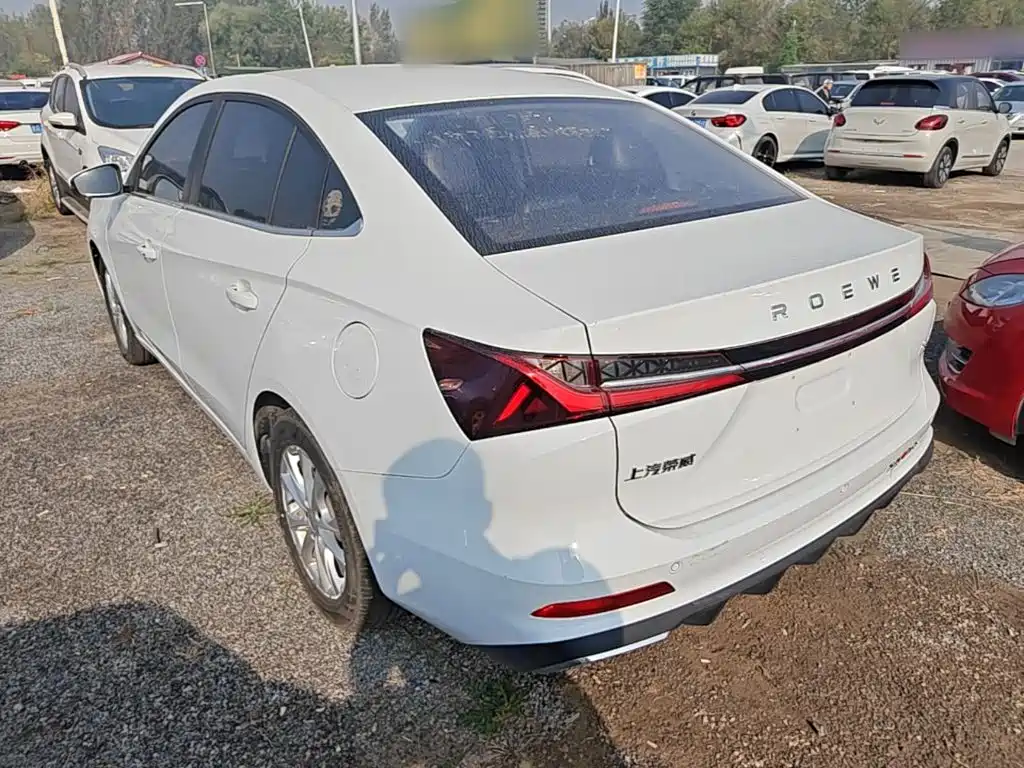 Roewe i5 2025 2023 1.5L CVT Luxury Edition