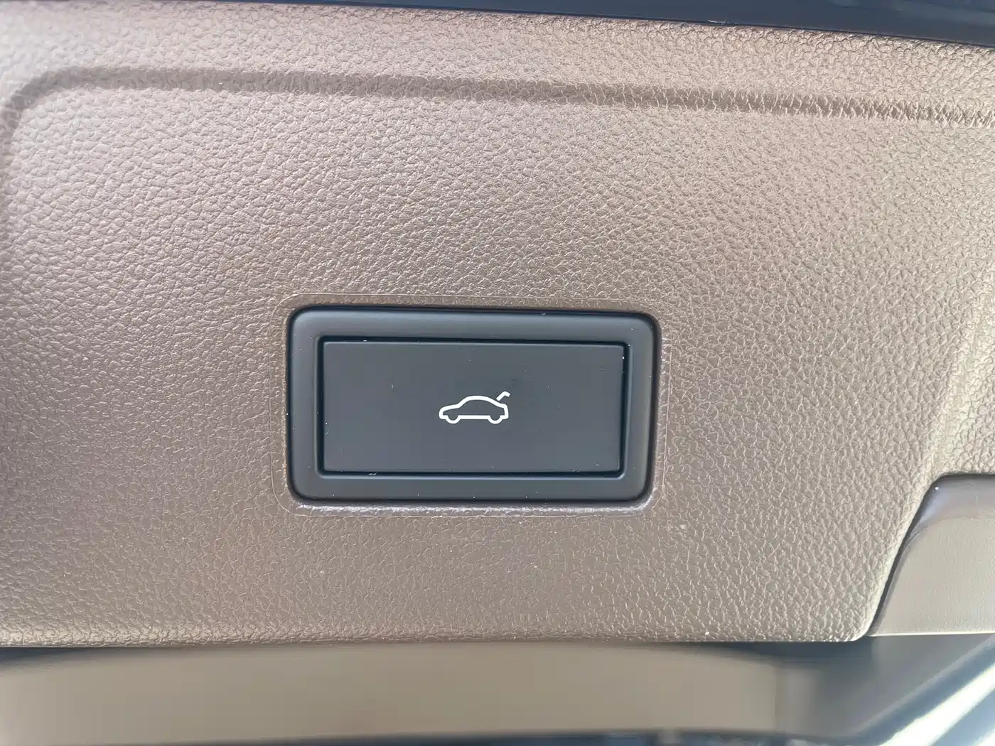 Volkswagen Viloran 2024 380TSI Executive Edition фото 17