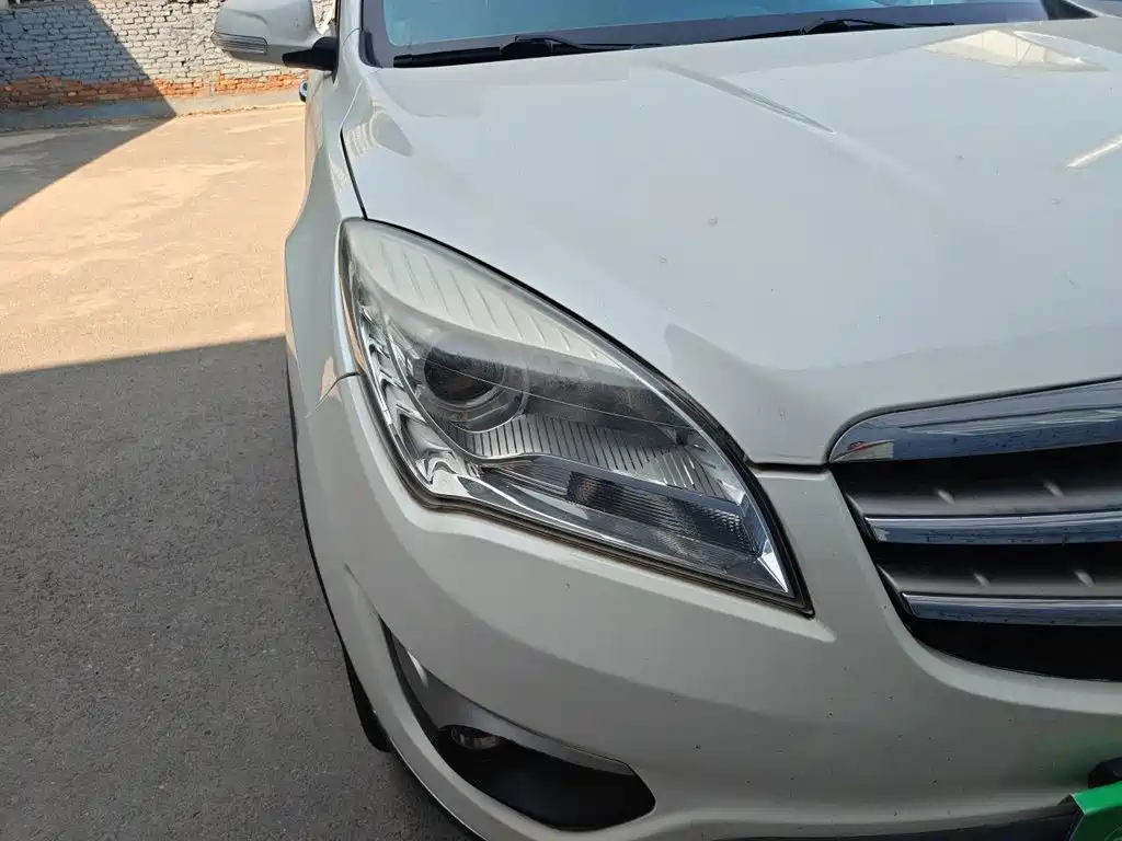 Changan CS35 2014 2014 1.6L Automatic Luxury Type China IV