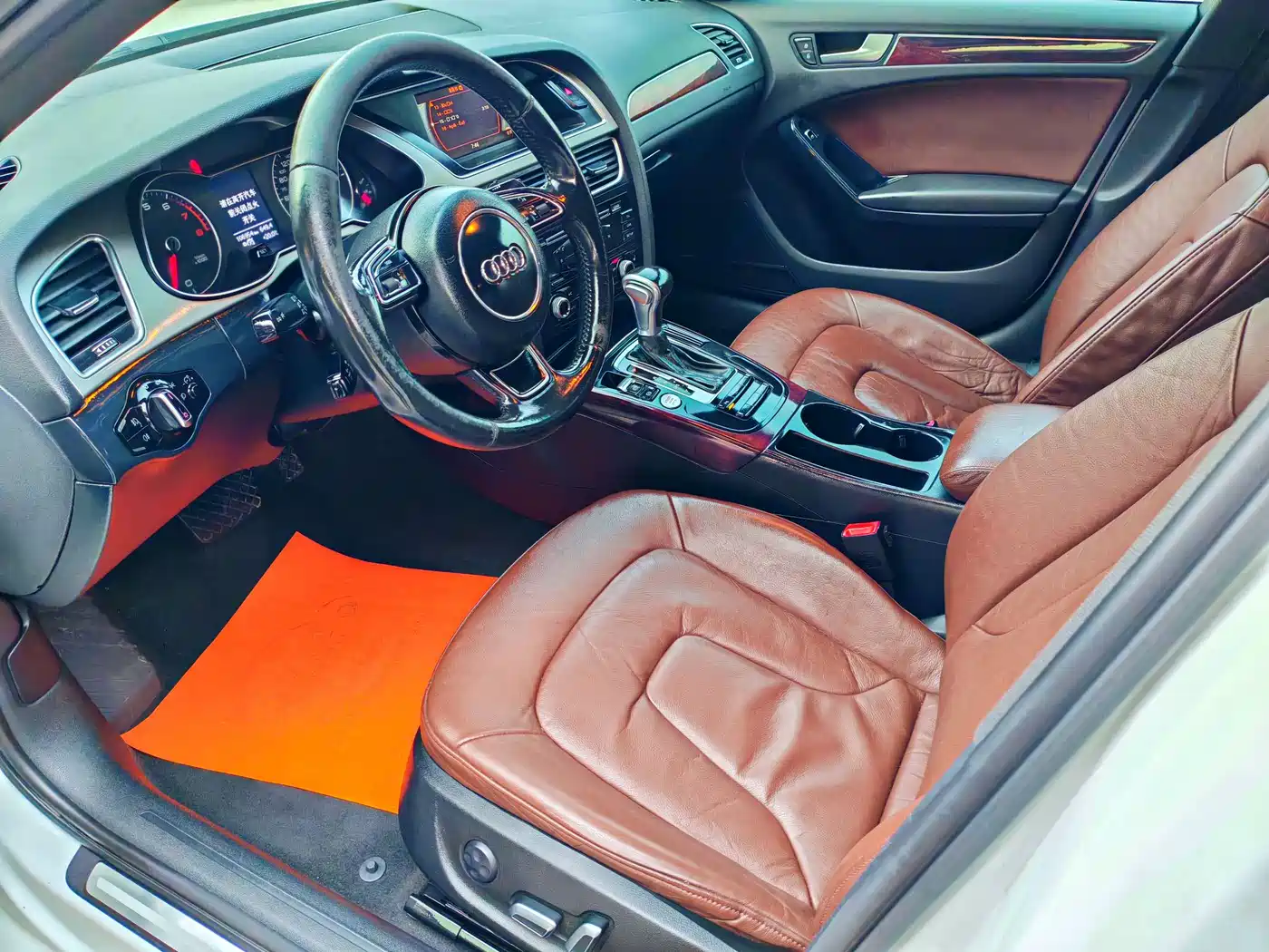 Audi A4L 2015 35 TFSI Auto Comfort фото 17