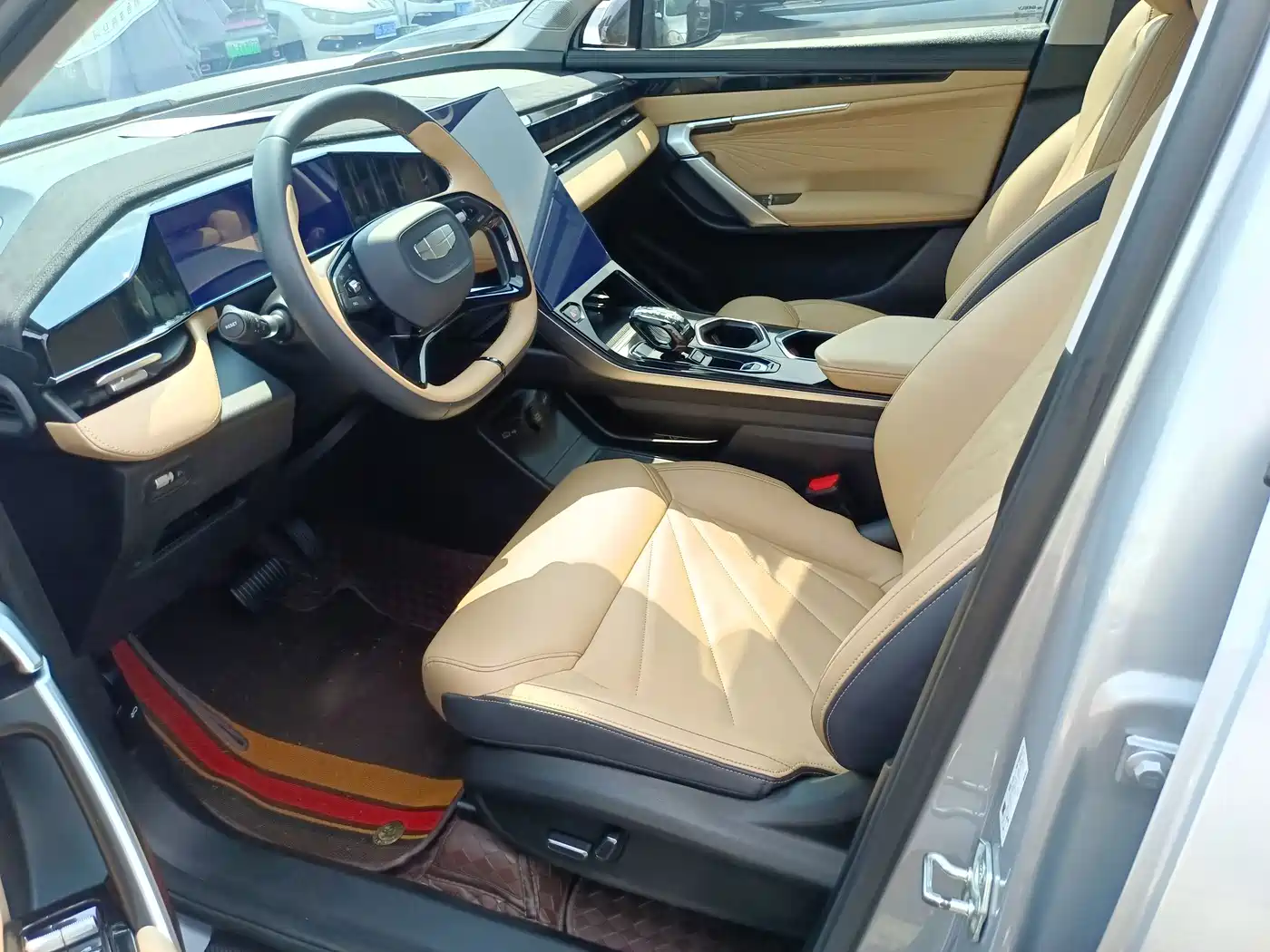 Geely Boyue L 2022 2023 1.5TD DCT Premium