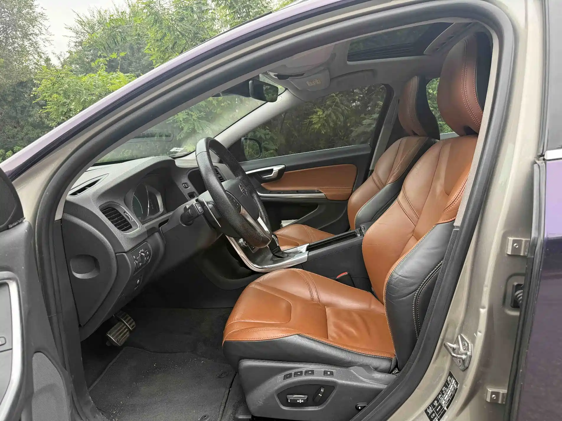 Фото 4 - Volvo V60