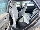 Фото 5 - Geely Binrui