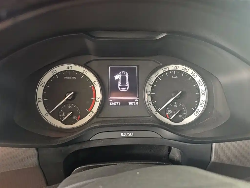 Škoda Kodiaq 2017 TSI330 5-seater 2WD Comfort Edition фото 12