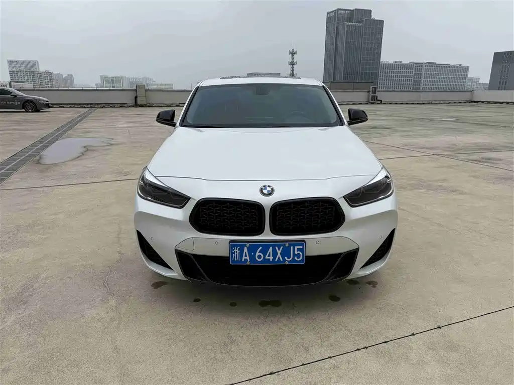 BMW X2 2023 sDrive25i M Sport Shadow Edition фото 2