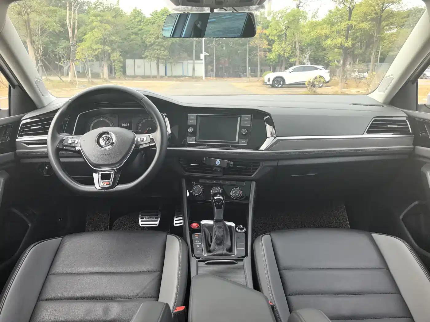 Volkswagen Sagitar 2020 280TSI DSG Comfort China VI фото 12