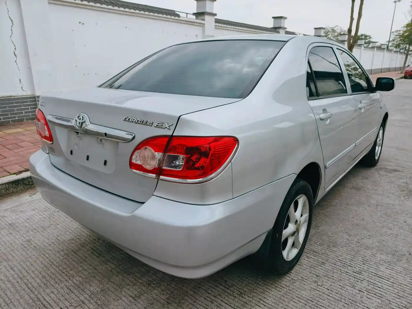 Toyota Corolla 2011 1.6L Automatic Classic Edition фото 9