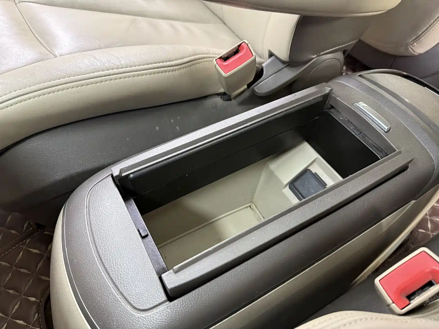 Buick GL8 2011 3.0L GT Luxury Business Elegance Edition фото 21