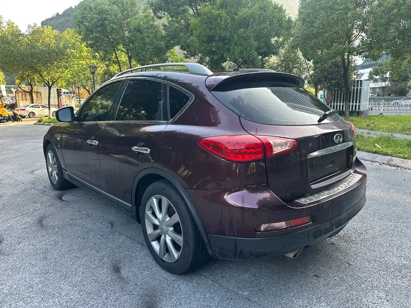 Infiniti QX50 (Import) 2015 2013 2.5L 2WD Prestige
